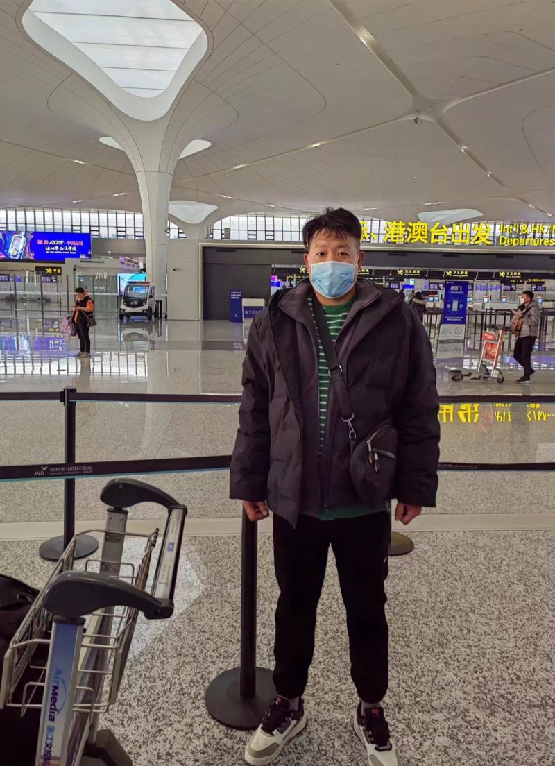1-2310241T50X22 j6国际(中国区) - 官方网站